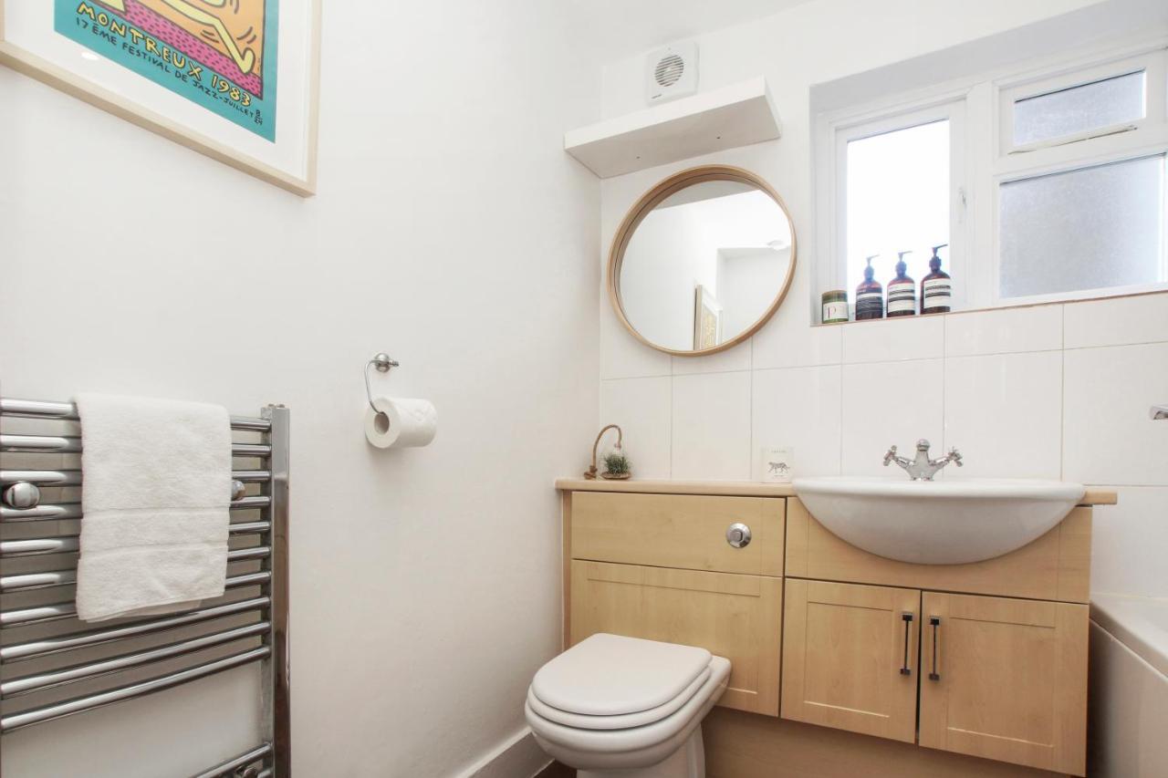 Apartmán Bright, Stylish & Cosy 3-Bed Flat Near Mile End Londýn Exteriér fotografie